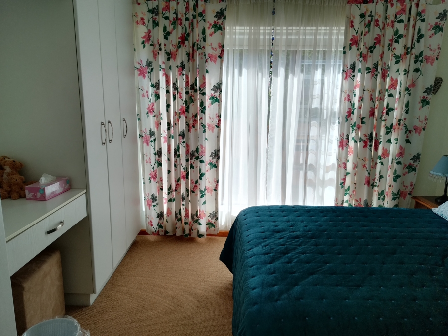 2 Bedroom Property for Sale in Reebok Western Cape